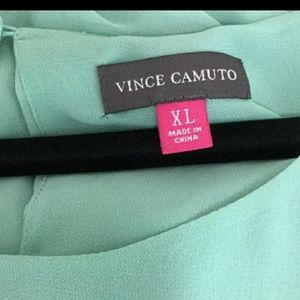 Vince Camuto Blouse 👚